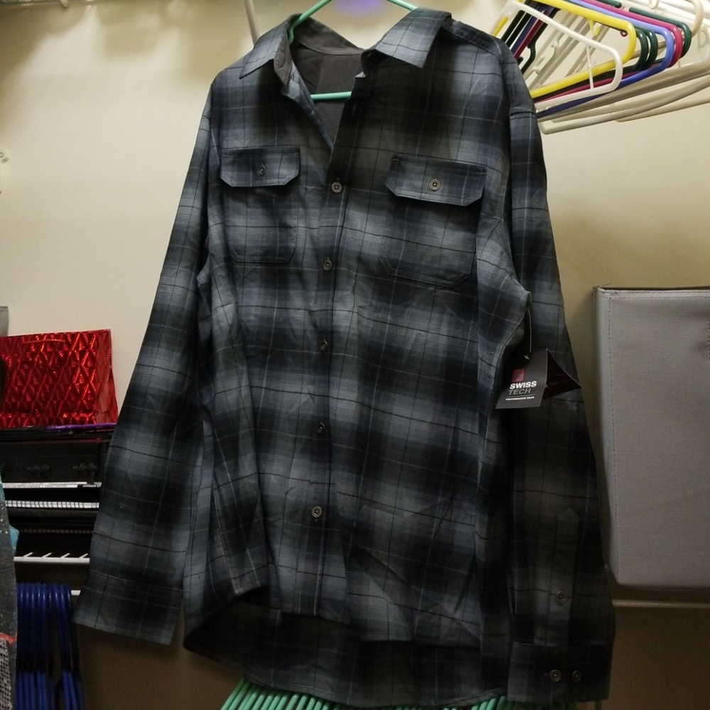 Swiss Tech Button Up